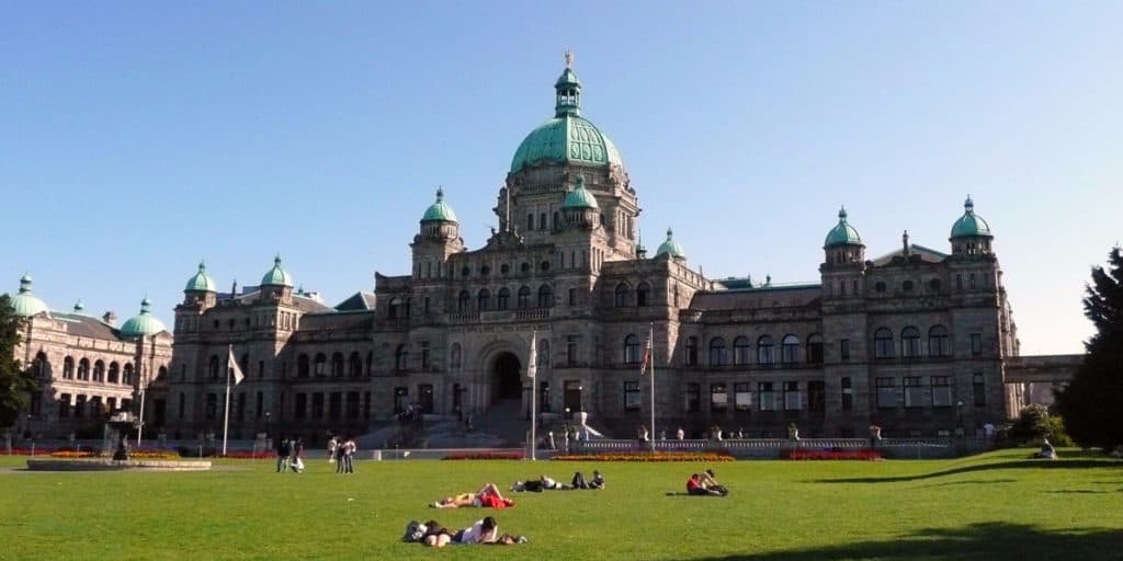 An International Student Guide to the University of Victoria